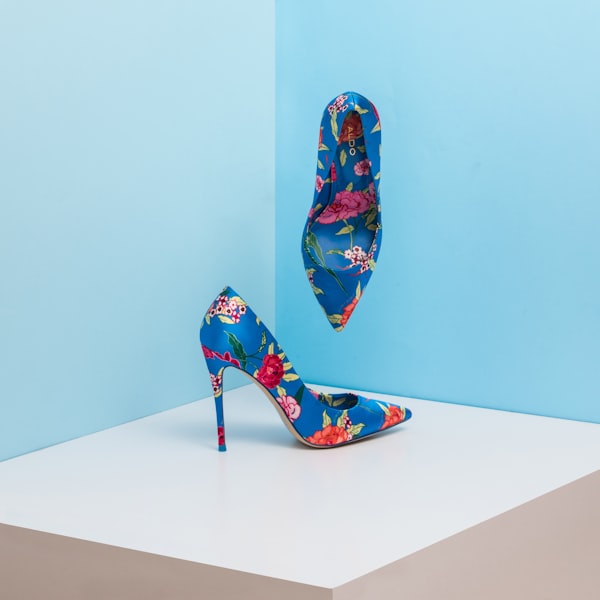 Shoes and accessories for Daamia coverage